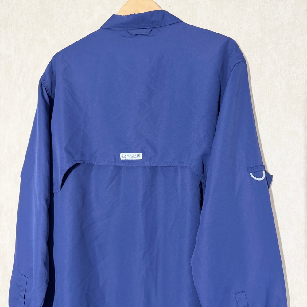 Realtree Men's Long Sleeve Fishing Guide Shirt Outdoor in Patriot Blue XL - Picture 5 of 10
